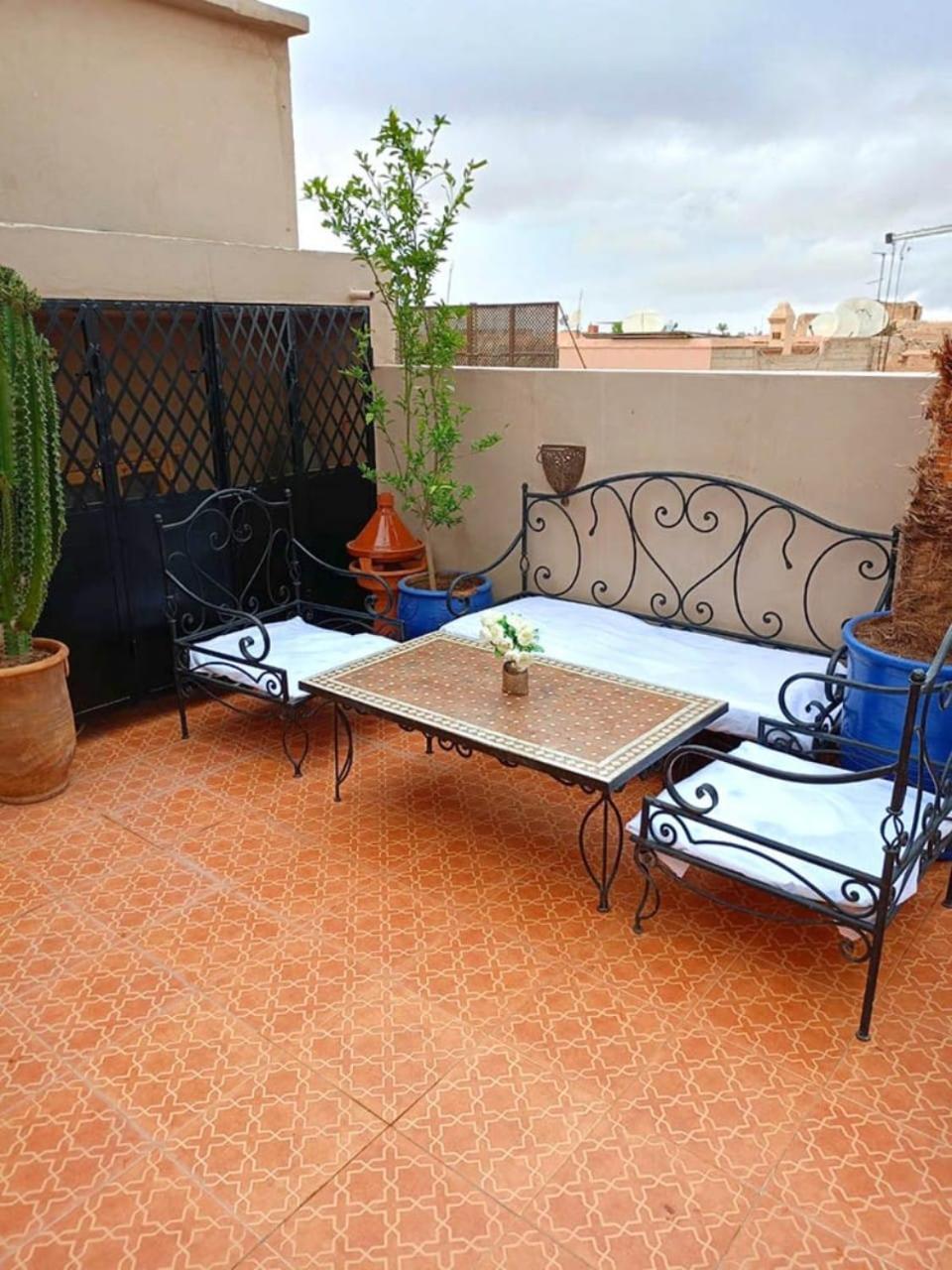 Riad La Perla Bianca マラケシュ エクステリア 写真